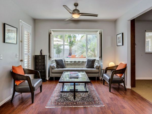 Palm Springs Home 984130