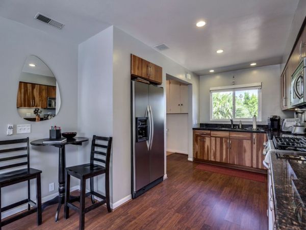 Palm Springs Home 984130