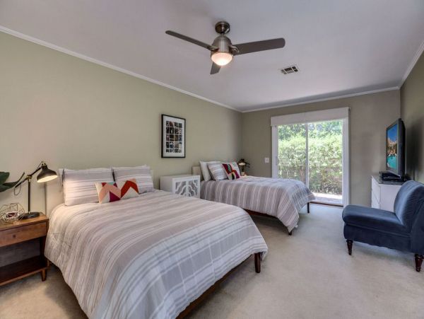 Palm Springs Home 984130