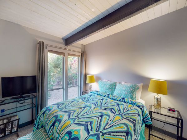 Palm Springs Home 984131