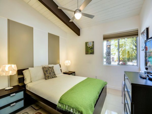 Palm Springs Home 984133