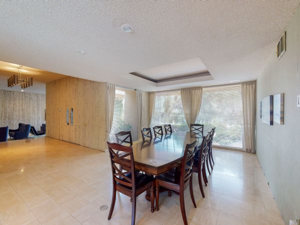 Palm Springs Home 984134