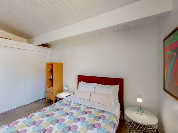 Palm Springs Home 984135