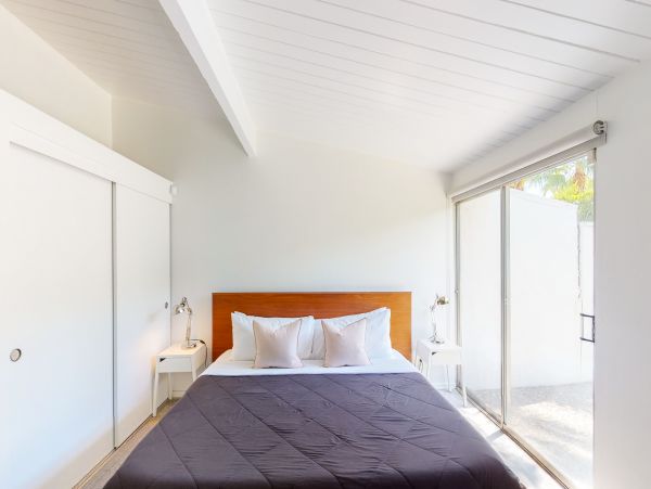 Palm Springs Home 984135