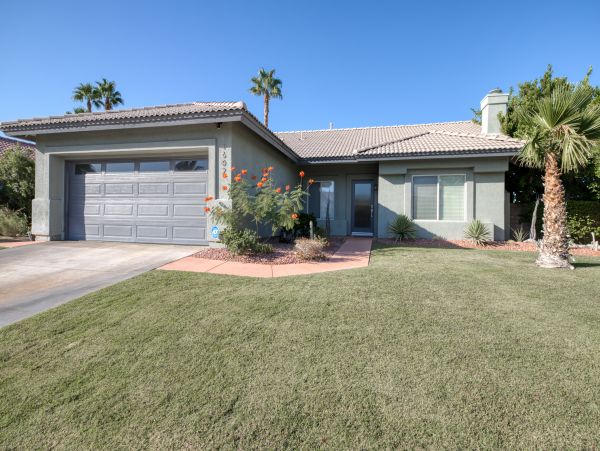 Palm Springs Home 984136