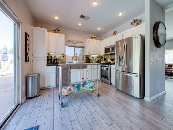 Palm Springs Home 984136
