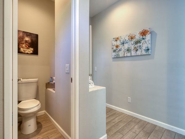 Palm Springs Home 984136