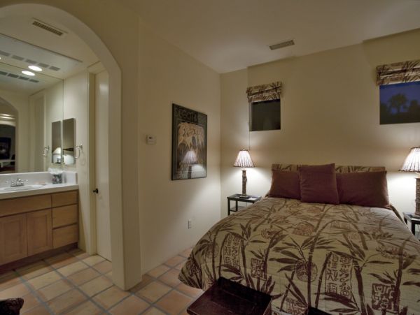 Palm Springs Home 984137