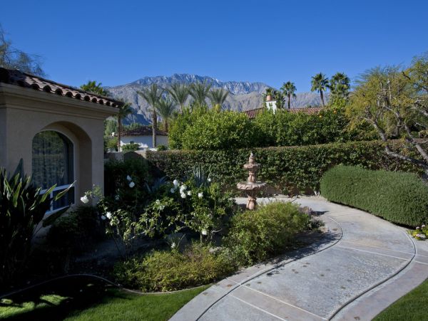 Palm Springs Home 984137