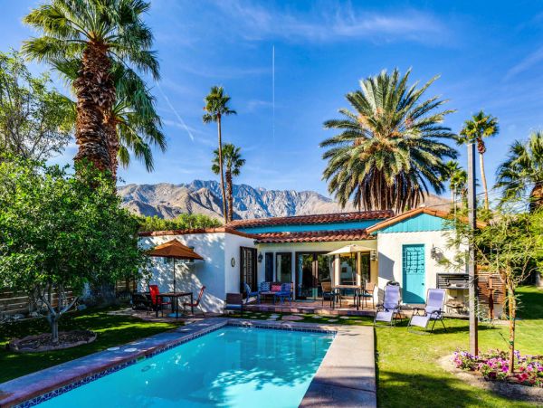Palm Springs Home 984138