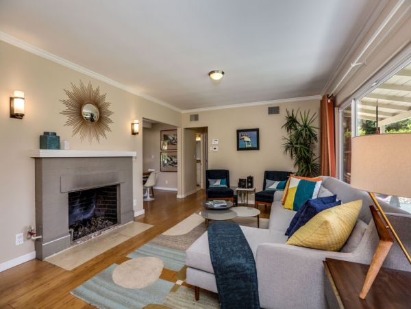 Palm Springs Home 984139