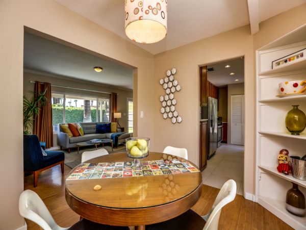 Palm Springs Home 984139