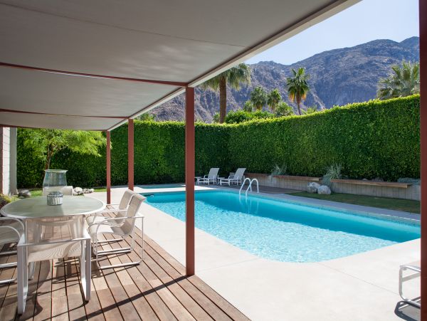 Palm Springs Home 984140