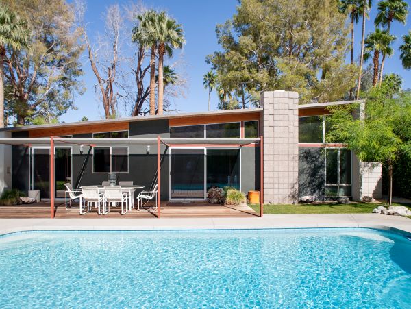 Palm Springs Home 984140