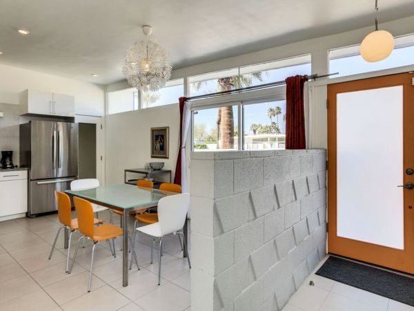 Palm Springs Home 984142