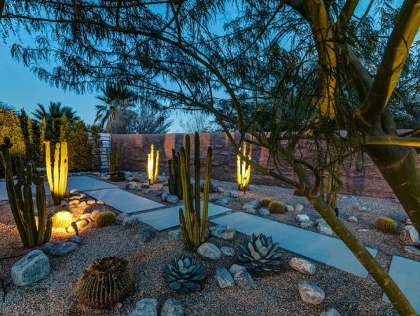 Palm Springs Home 984142