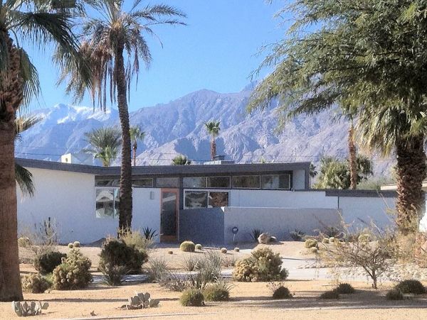 Palm Springs Home 984142