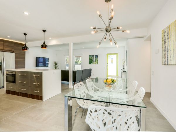 Palm Springs Home 984143