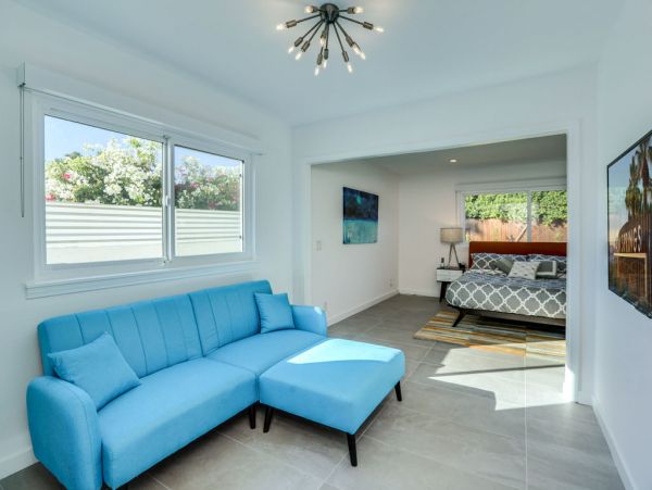 Palm Springs Home 984143