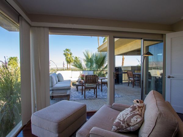 Palm Springs Home 984144