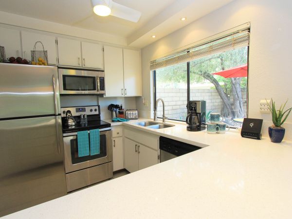 Palm Springs Home 984145