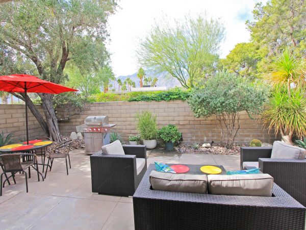 Palm Springs Home 984145
