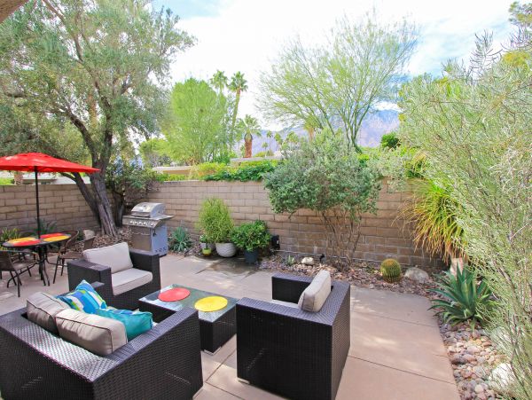 Palm Springs Home 984145
