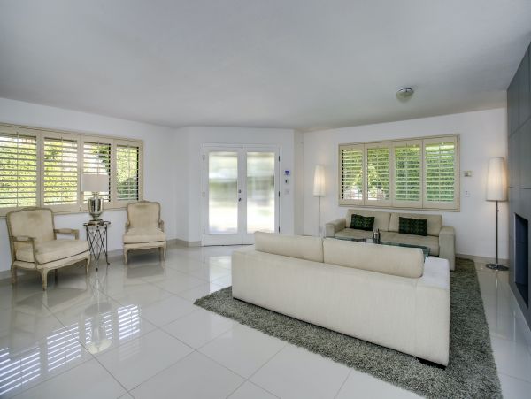 Palm Springs Home 984146