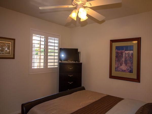 Palm Springs Home 984147