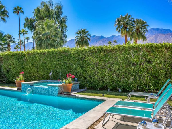 Palm Springs Home 984148
