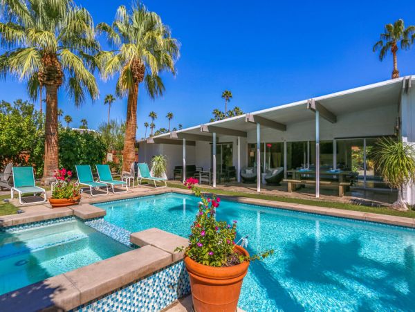 Palm Springs Home 984148
