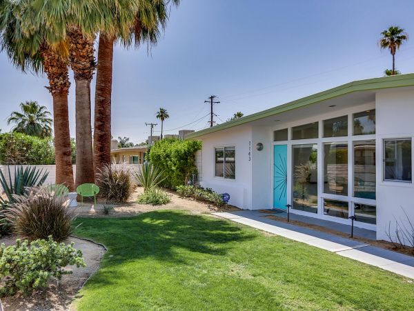 Palm Springs Home 984149