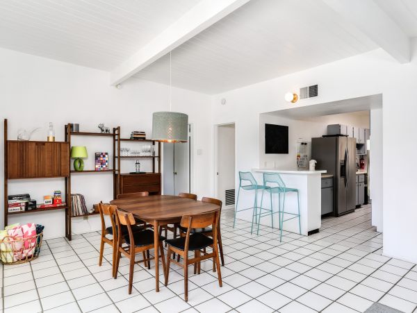 Palm Springs Home 984150