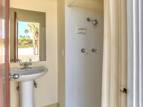 Palm Springs Home 984152