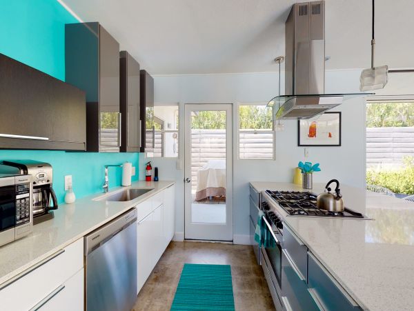 Palm Springs Home 984153