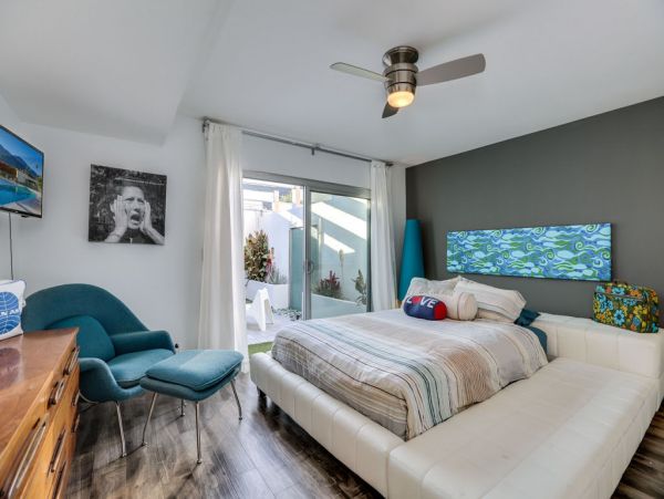 Palm Springs Home 984155