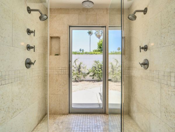Palm Springs Home 984157
