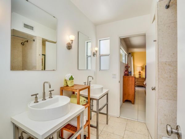 Palm Springs Home 984157