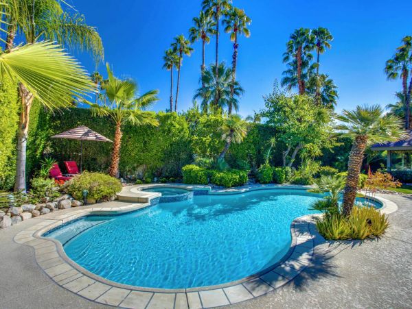 Palm Springs Home 984160