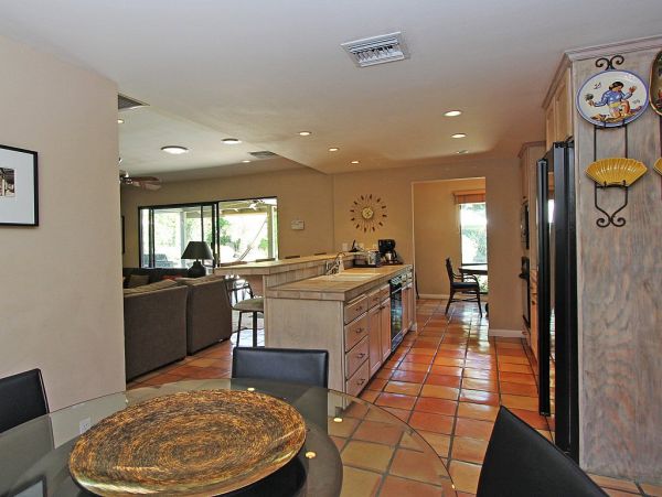 Palm Springs Home 984160