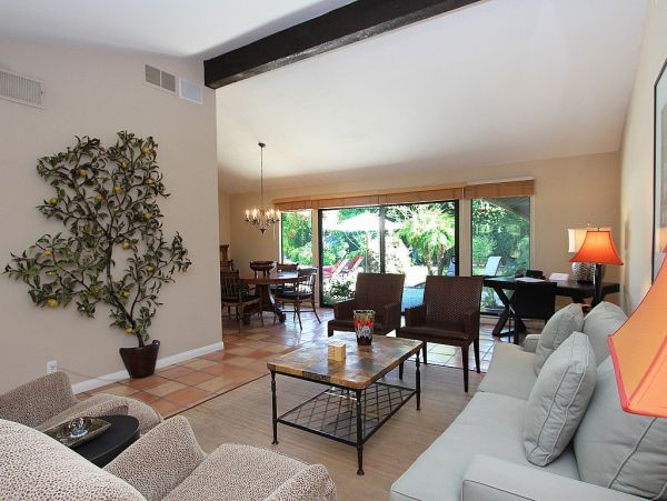 Palm Springs Home 984160