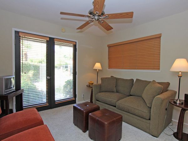 Palm Springs Home 984160
