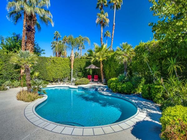 Palm Springs Home 984160