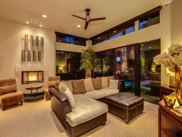 Palm Springs Home 984161