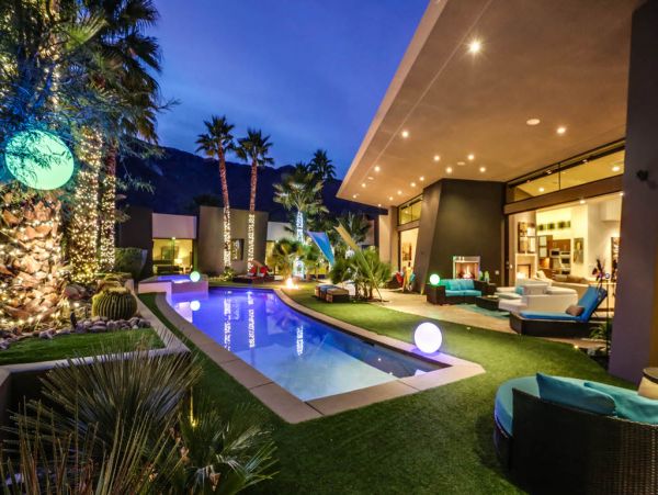 Palm Springs Home 984161