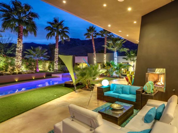 Palm Springs Home 984161