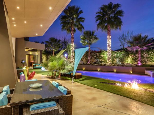 Palm Springs Home 984161