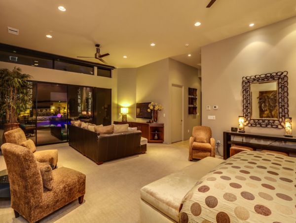 Palm Springs Home 984161