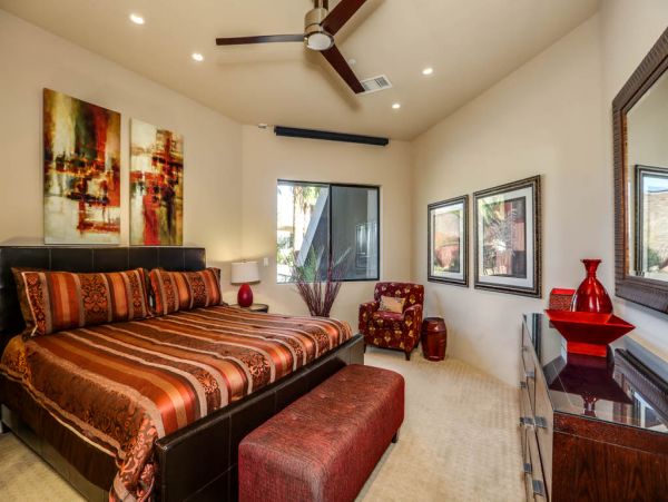 Palm Springs Home 984161
