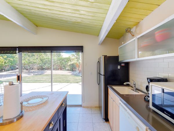 Palm Springs Home 984162